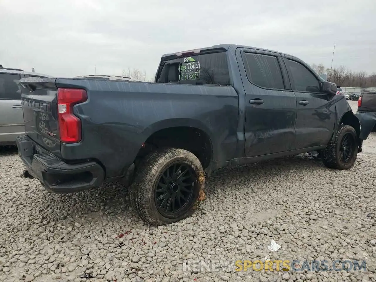 3 Фотография поврежденного автомобиля 3GCUYEED4MG118640 CHEVROLET ALL Models 2021