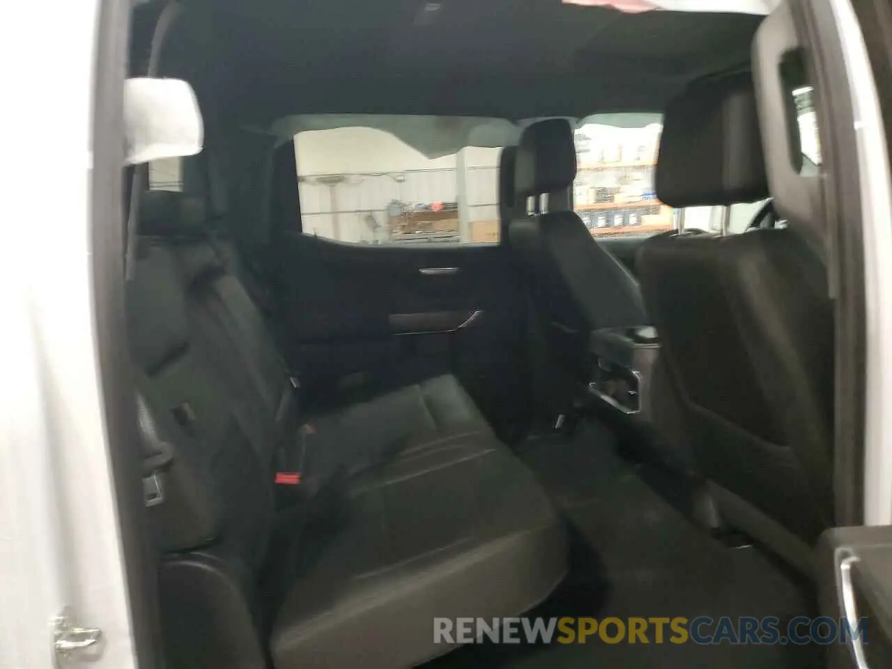 11 Фотография поврежденного автомобиля 3GCUYGET2MG135004 CHEVROLET ALL Models 2021