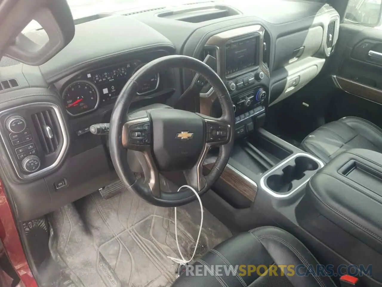 8 Фотография поврежденного автомобиля 3GCUYHET2MG141357 CHEVROLET ALL Models 2021