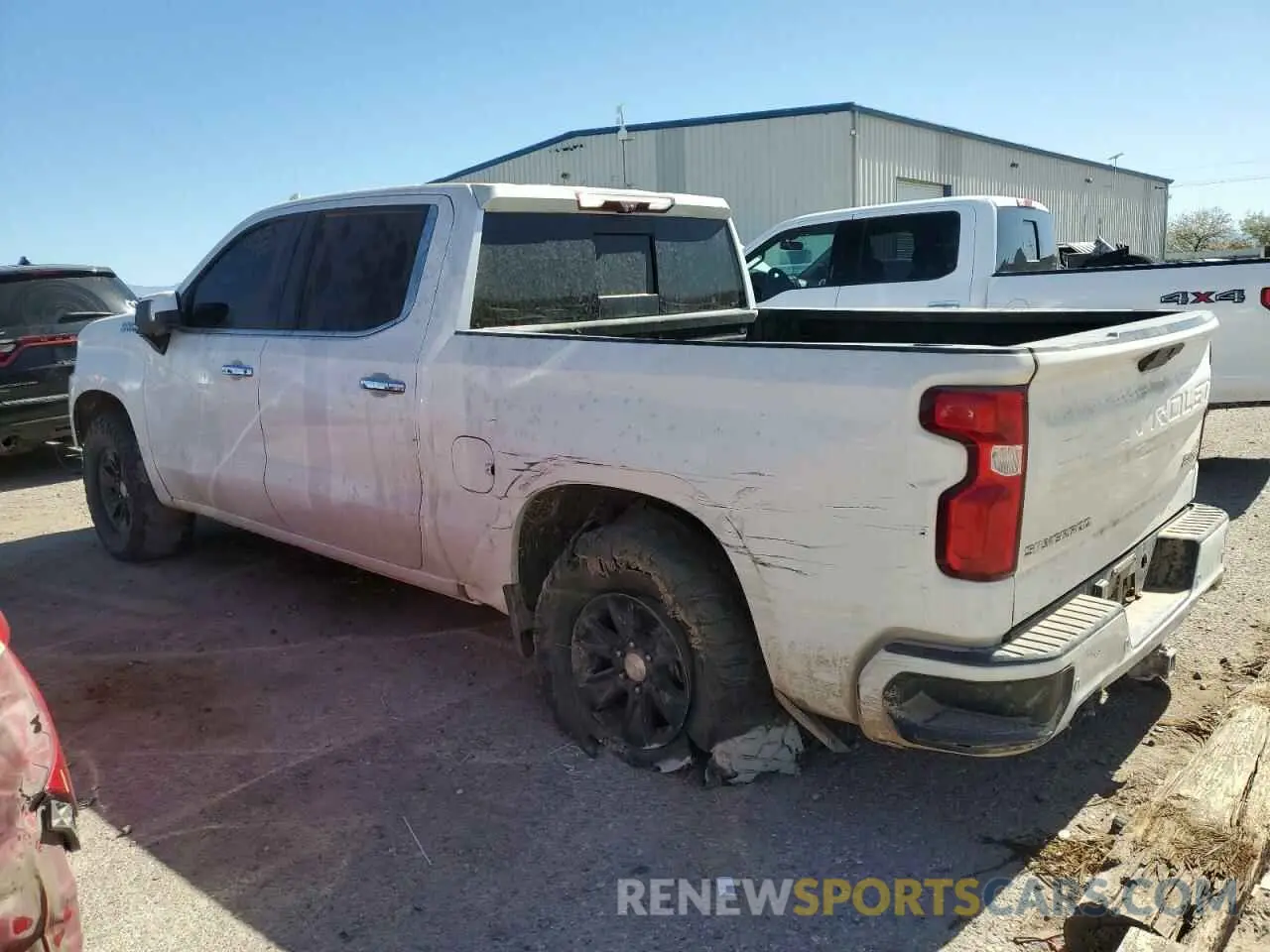 2 Photograph of a damaged car 3GCUYHET9MG143946 CHEVROLET ALL Models 2021