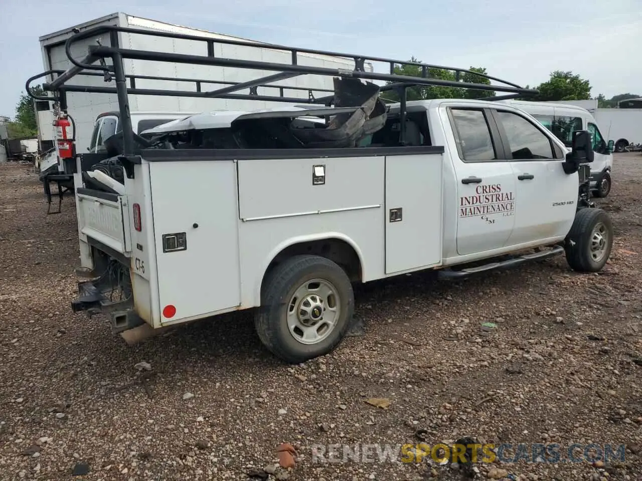 3 Фотография поврежденного автомобиля 1GB2WLE74NF280111 CHEVROLET ALL Models 2022
