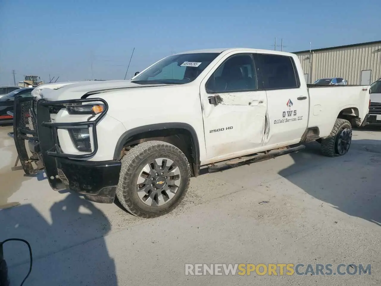 1 Фотография поврежденного автомобиля 1GC4YME75NF365477 CHEVROLET ALL Models 2022