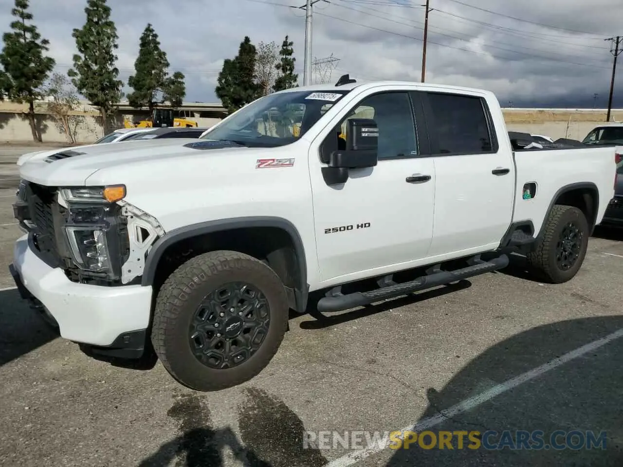 1 Фотография поврежденного автомобиля 1GC4YNEY5NF236623 CHEVROLET ALL Models 2022