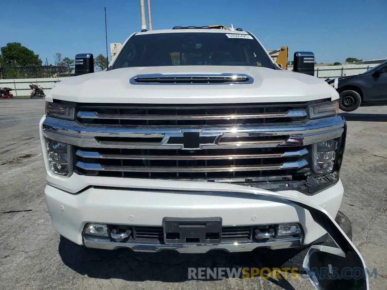 5 Photograph of a damaged car 1GC4YRE73NF355950 CHEVROLET ALL Models 2022