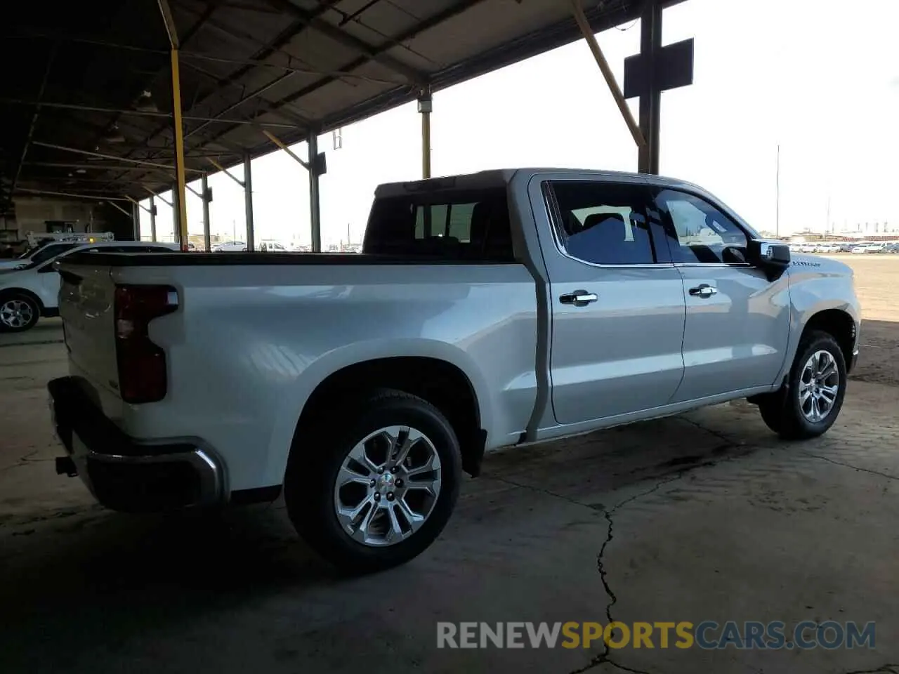 3 Фотография поврежденного автомобиля 1GCPAEETXNZ589525 CHEVROLET ALL Models 2022