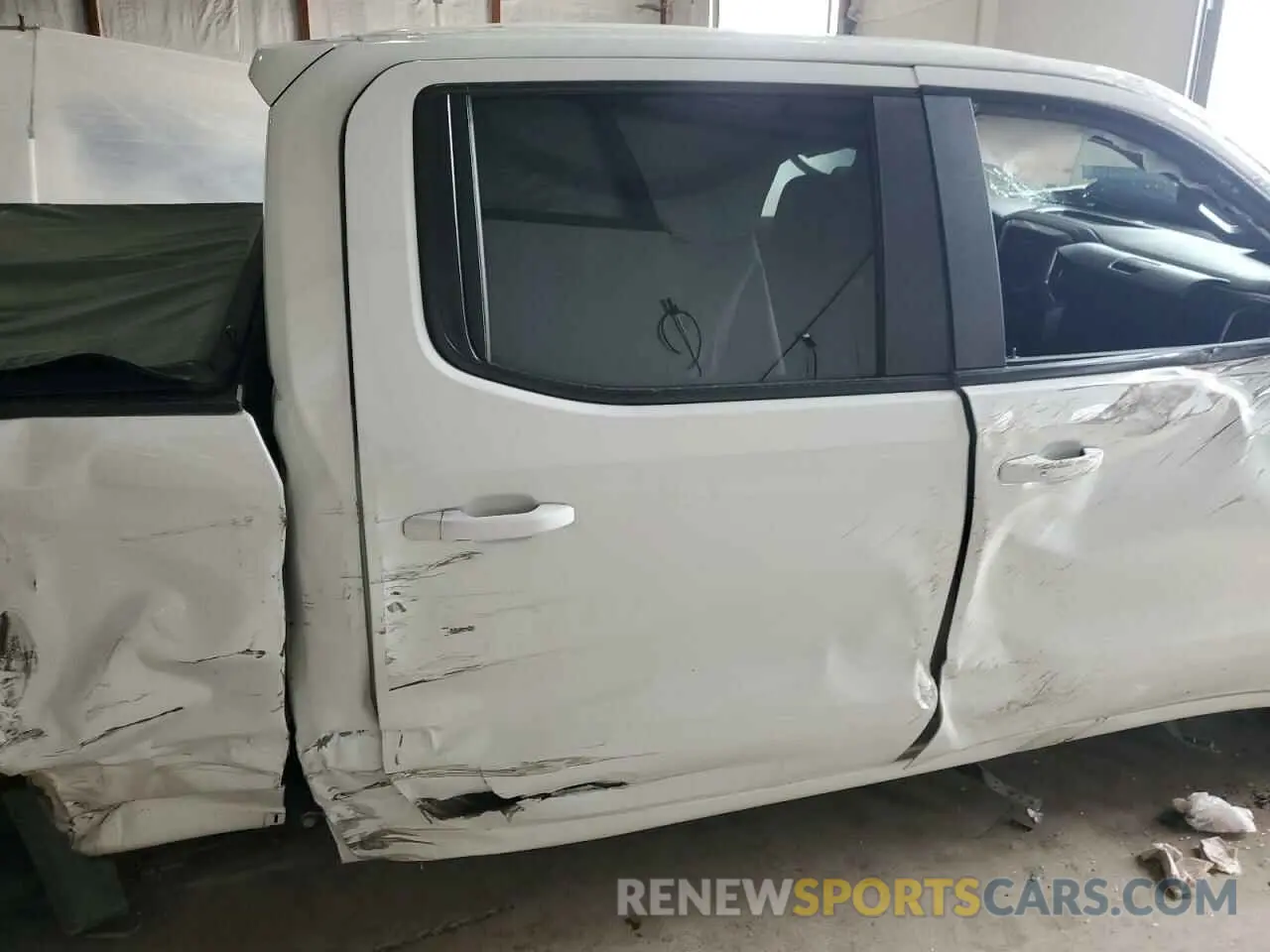 10 Фотография поврежденного автомобиля 1GCPYJEK3NZ238340 CHEVROLET ALL Models 2022