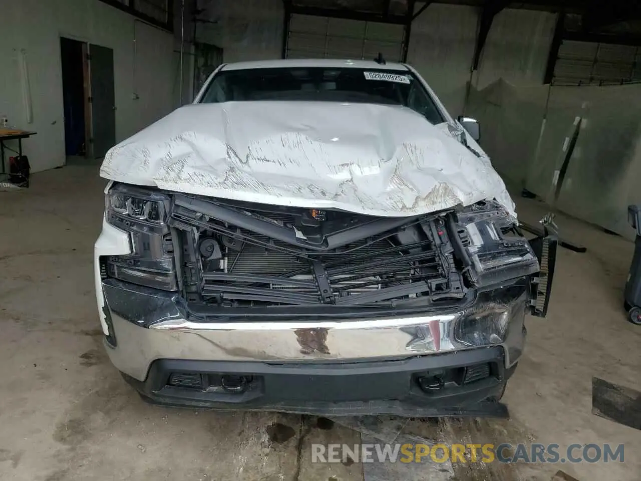 5 Фотография поврежденного автомобиля 1GCPYJEK3NZ238340 CHEVROLET ALL Models 2022