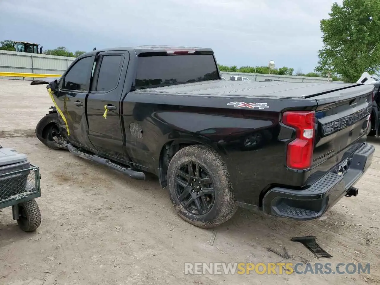 2 Photograph of a damaged car 1GCRYBEKXNZ228404 CHEVROLET ALL Models 2022