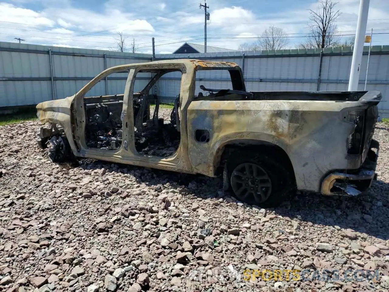 2 Фотография поврежденного автомобиля 1GCUDDET6NZ632522 CHEVROLET ALL Models 2022