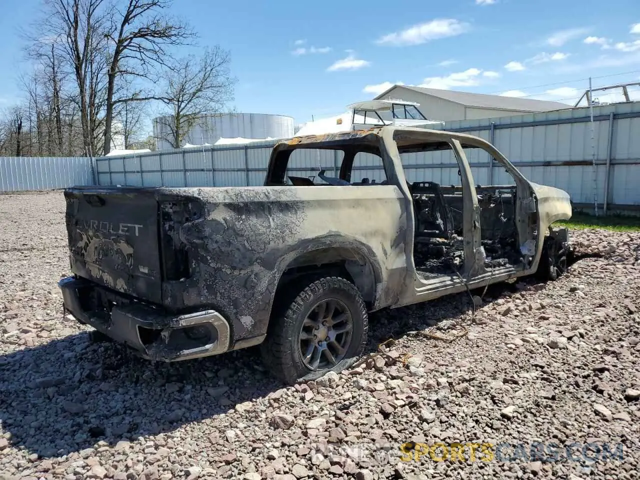 3 Фотография поврежденного автомобиля 1GCUDDET6NZ632522 CHEVROLET ALL Models 2022
