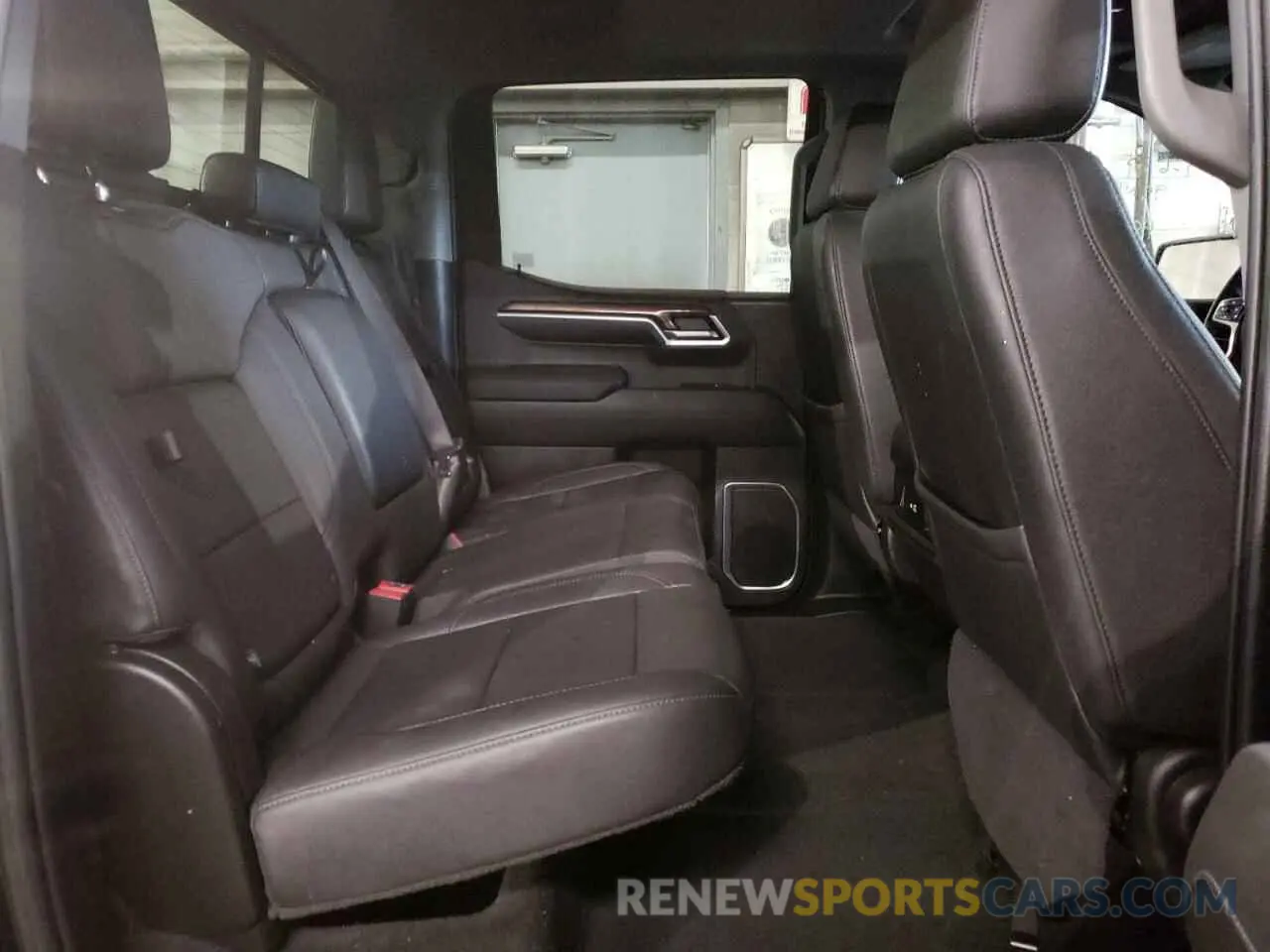 10 Фотография поврежденного автомобиля 1GCUDEED0NZ528834 CHEVROLET ALL Models 2022