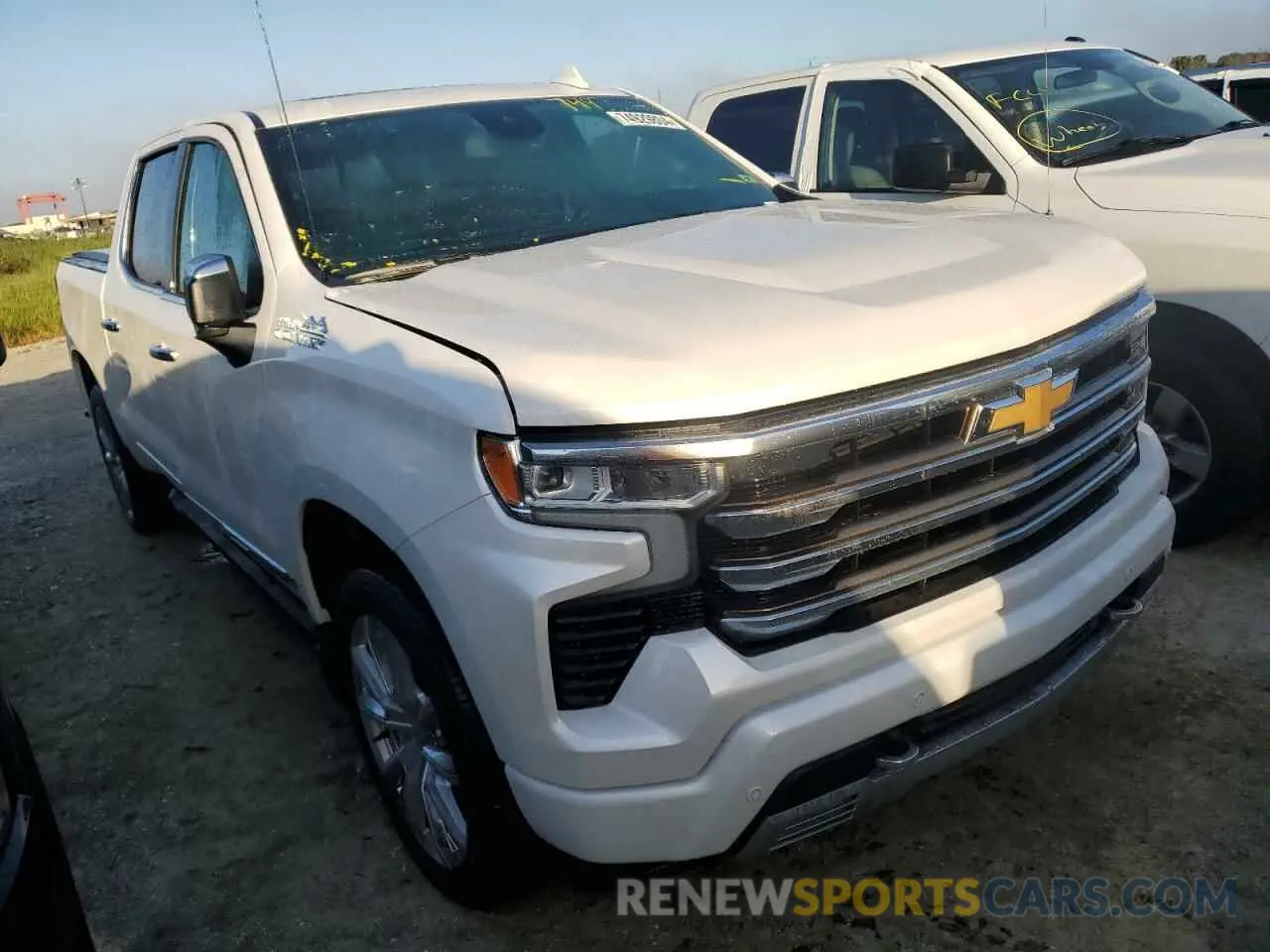 4 Фотография поврежденного автомобиля 1GCUDJED8NZ606415 CHEVROLET ALL Models 2022