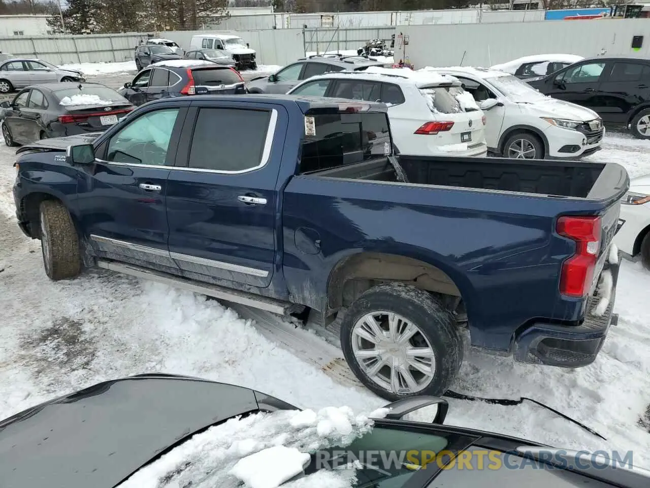 2 Фотография поврежденного автомобиля 1GCUDJEDXNZ559999 CHEVROLET ALL Models 2022