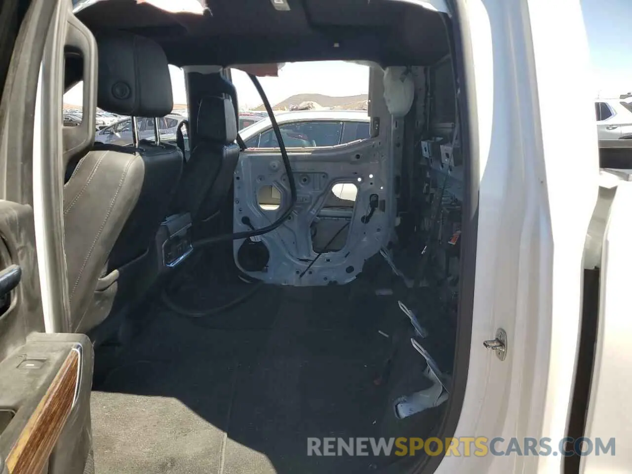 11 Photograph of a damaged car 1GCUYHEL3NZ116548 CHEVROLET ALL Models 2022