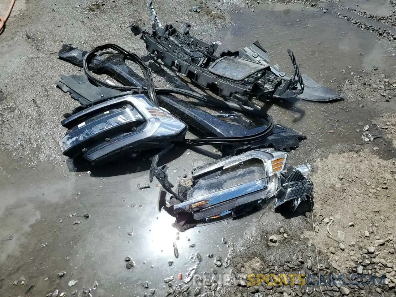 12 Photograph of a damaged car 2GC1YMEY9N1202270 CHEVROLET ALL Models 2022