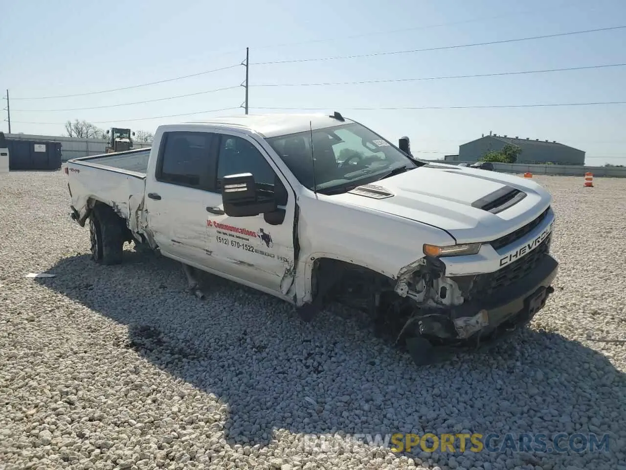 4 Фотография поврежденного автомобиля 2GC4YME77N1228869 CHEVROLET ALL Models 2022