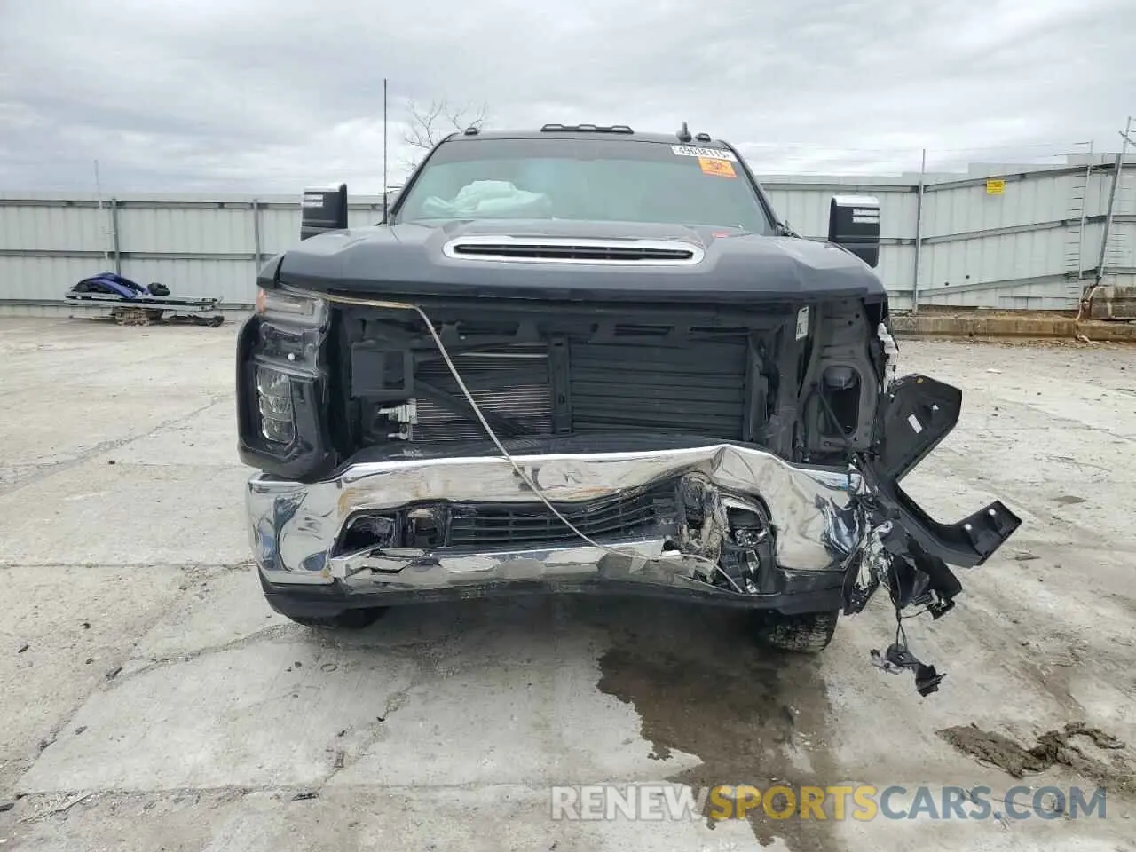 5 Photograph of a damaged car 2GC4YPEY2N1241653 CHEVROLET ALL Models 2022