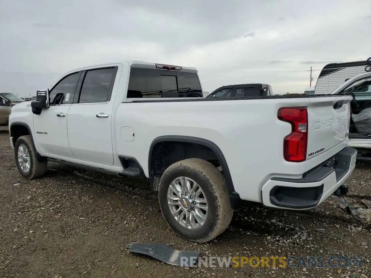 2 Фотография поврежденного автомобиля 2GC4YREY6N1235382 CHEVROLET ALL Models 2022