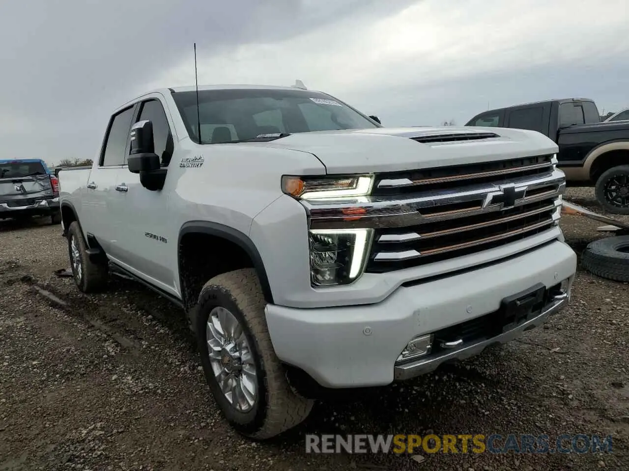 4 Фотография поврежденного автомобиля 2GC4YREY6N1235382 CHEVROLET ALL Models 2022