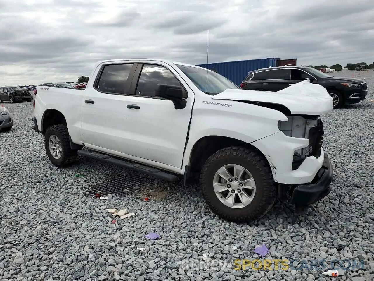 4 Фотография поврежденного автомобиля 2GCUDAEDXN1499134 CHEVROLET ALL Models 2022