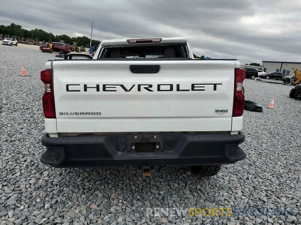 6 Фотография поврежденного автомобиля 2GCUDAEDXN1499134 CHEVROLET ALL Models 2022