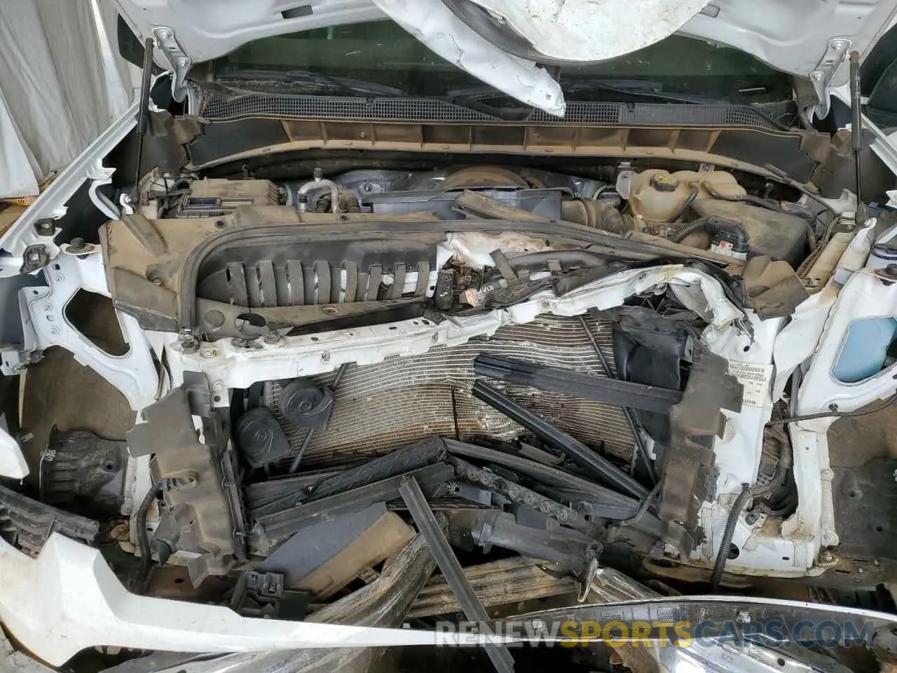 11 Photograph of a damaged car 3GCNAAED5NG546722 CHEVROLET ALL Models 2022