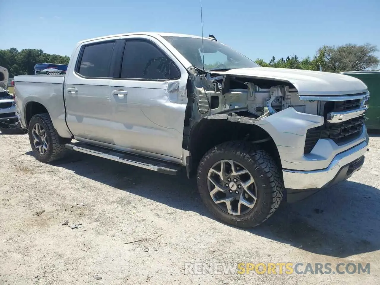 4 Photograph of a damaged car 3GCPDKEK8NG512374 CHEVROLET ALL Models 2022