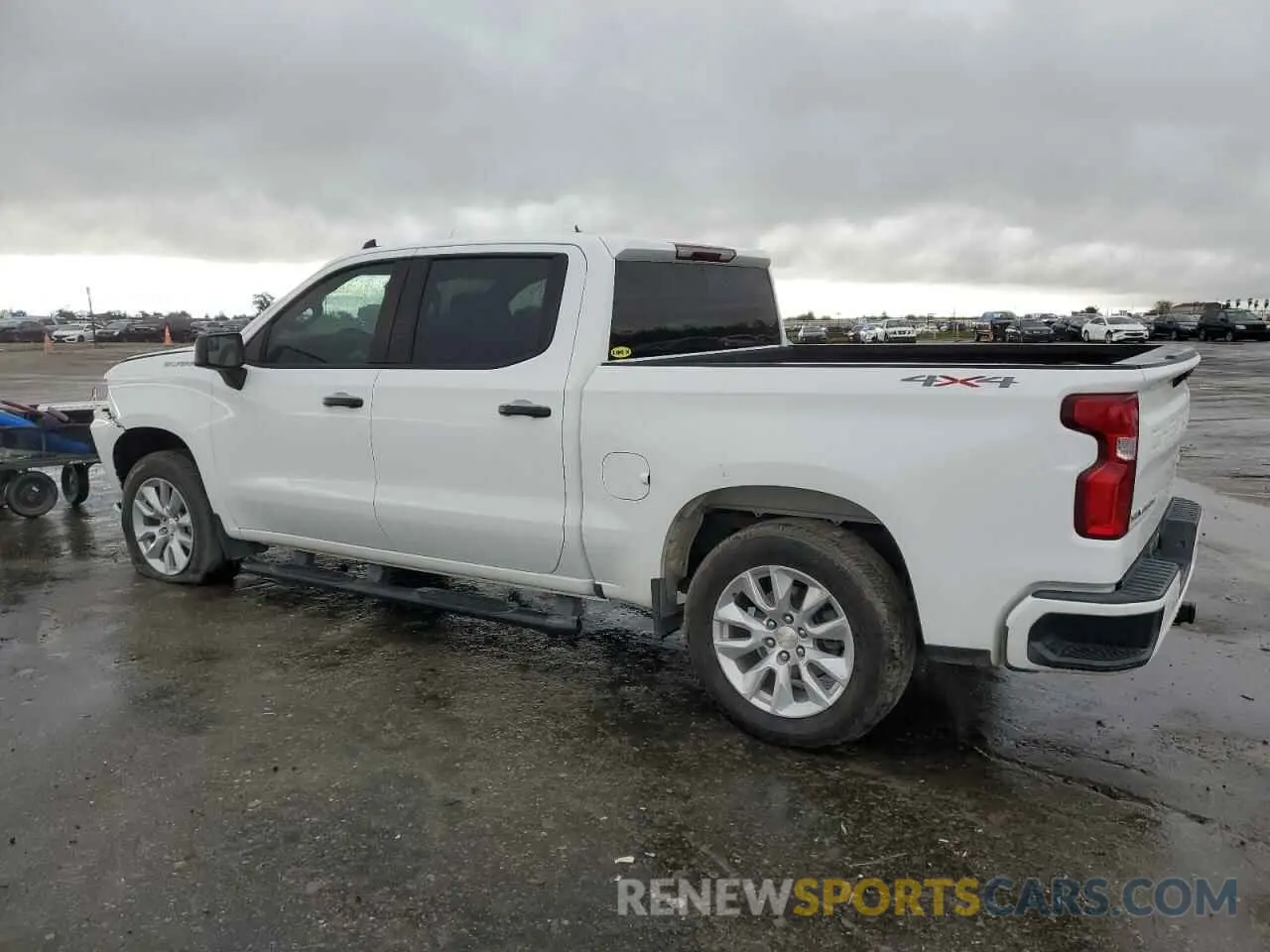 2 Фотография поврежденного автомобиля 3GCPYBEKXNG112868 CHEVROLET All Models 2022