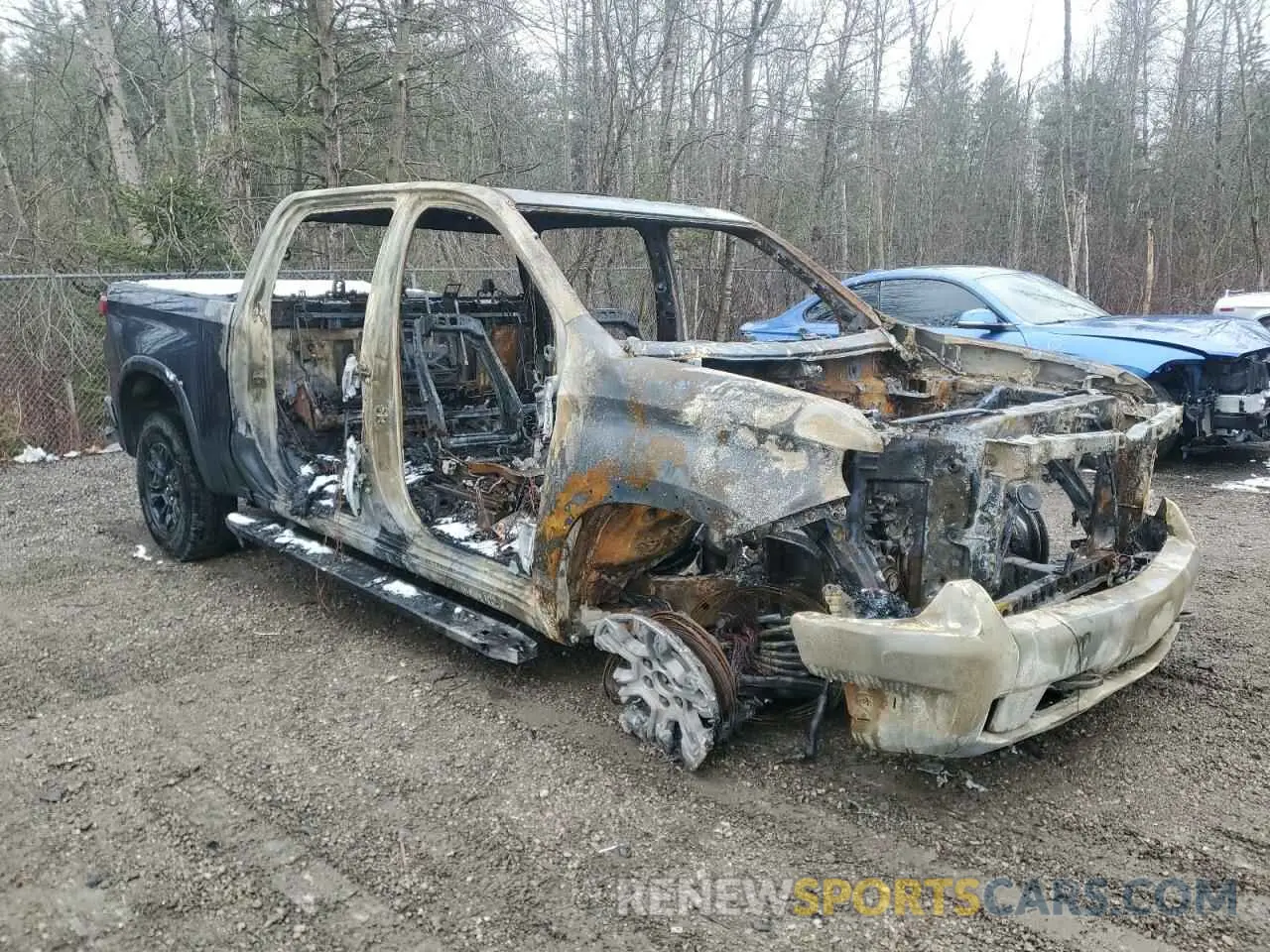 4 Photograph of a damaged car 3GCUDHELXNG586667 CHEVROLET ALL Models 2022