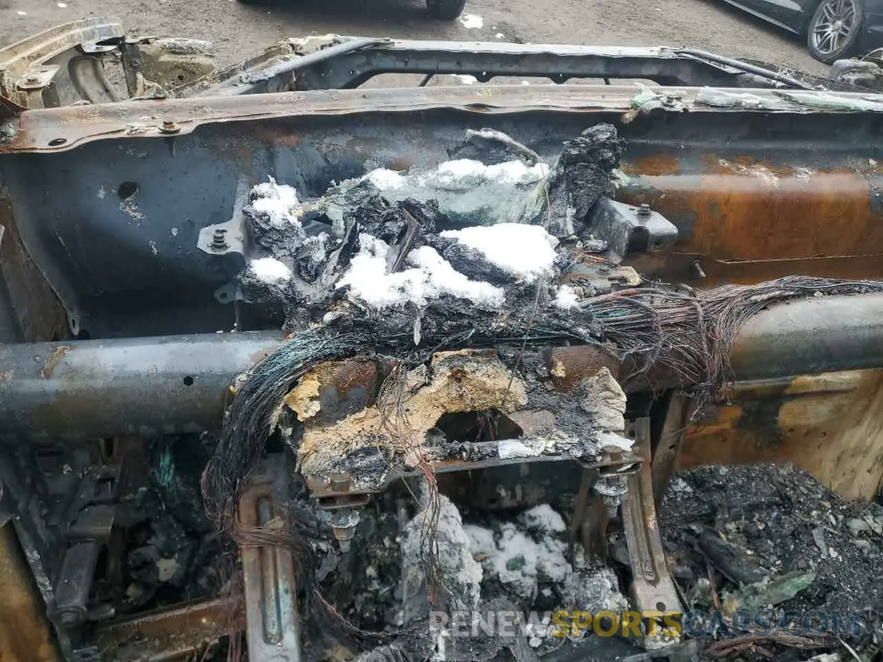 9 Photograph of a damaged car 3GCUDHELXNG586667 CHEVROLET ALL Models 2022
