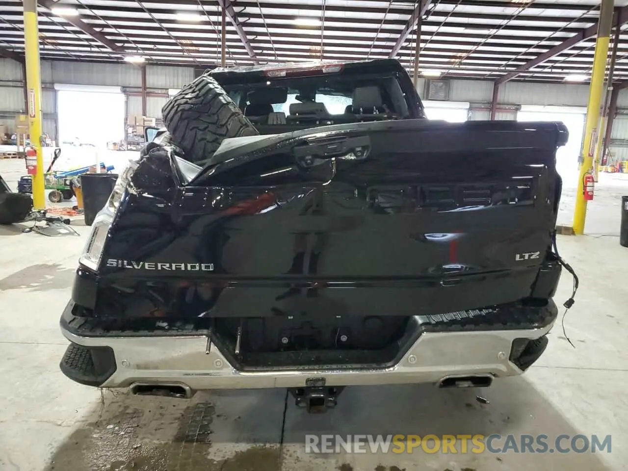6 Фотография поврежденного автомобиля 1GCUDGEL3PZ146593 CHEVROLET ALL Models 2023