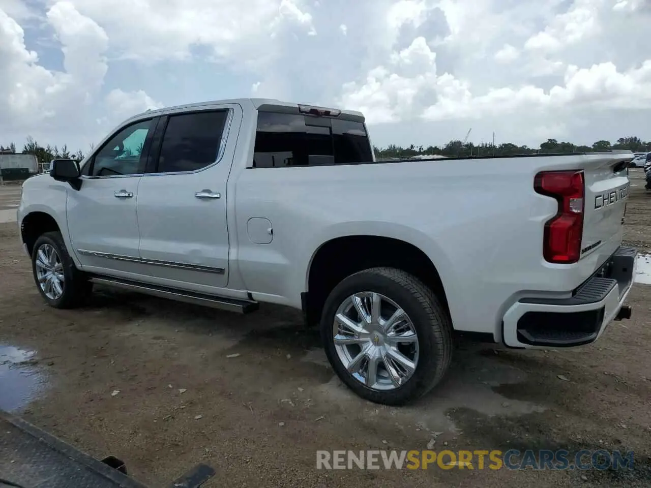 2 Фотография поврежденного автомобиля 1GCUDJE86PZ100863 CHEVROLET ALL Models 2023