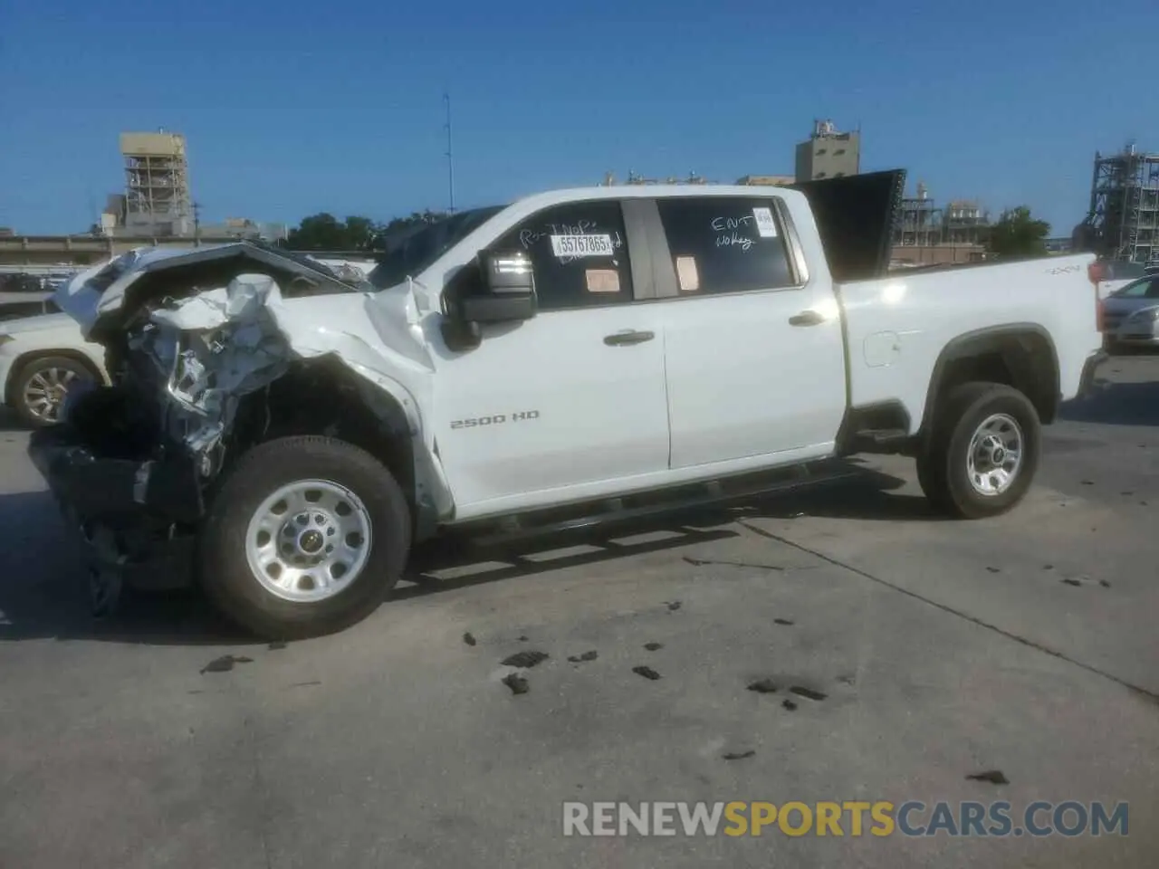 1 Photograph of a damaged car 2GC4YLEY0P1717989 CHEVROLET ALL Models 2023