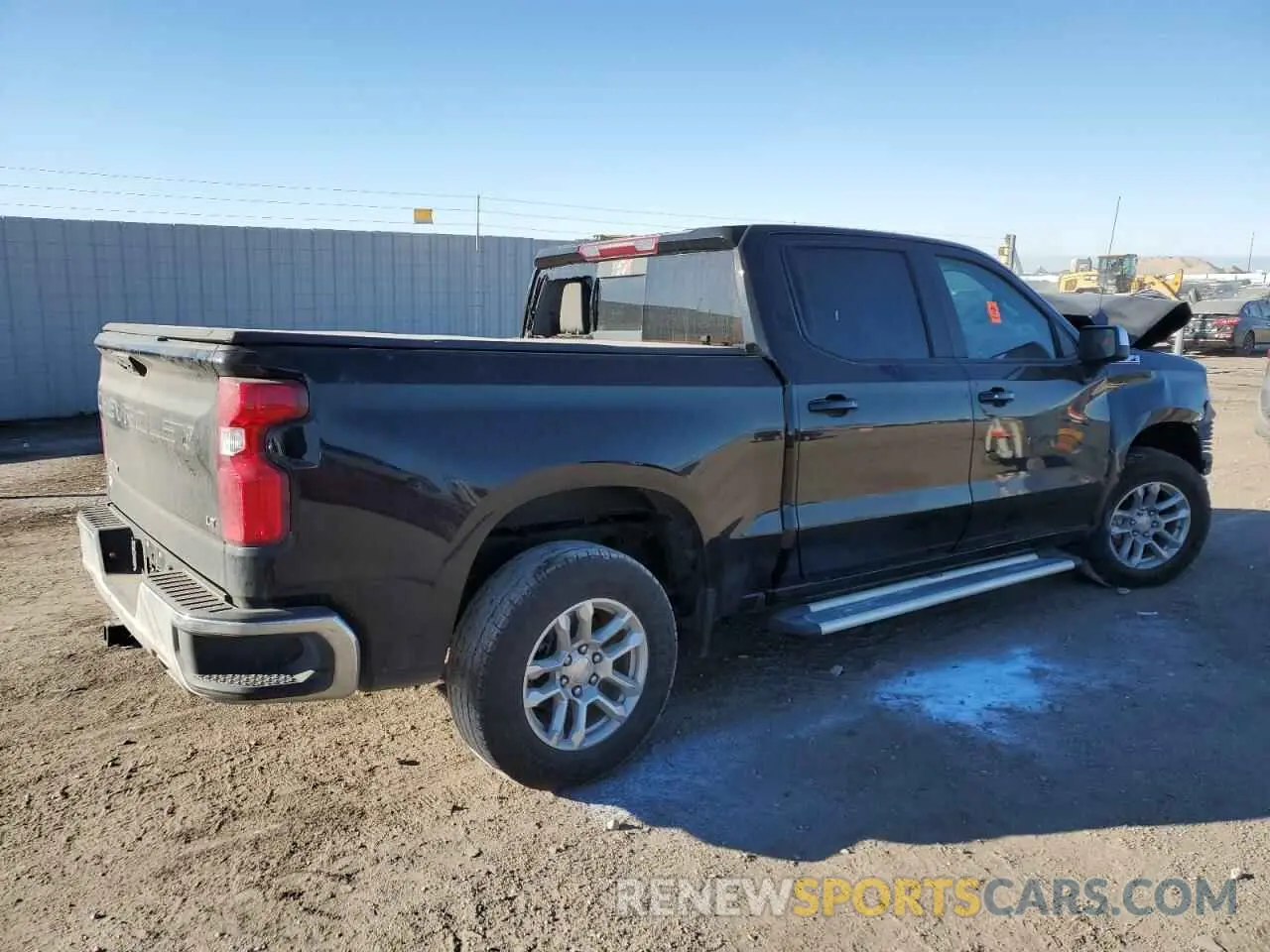 3 Фотография поврежденного автомобиля 2GCUDDED5P1119427 CHEVROLET ALL Models 2023