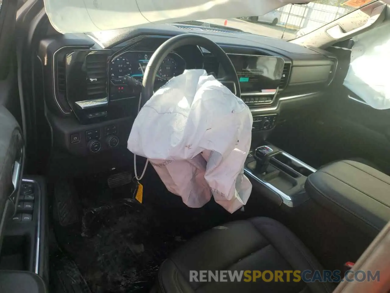 8 Фотография поврежденного автомобиля 2GCUDGED4P1152372 CHEVROLET ALL Models 2023