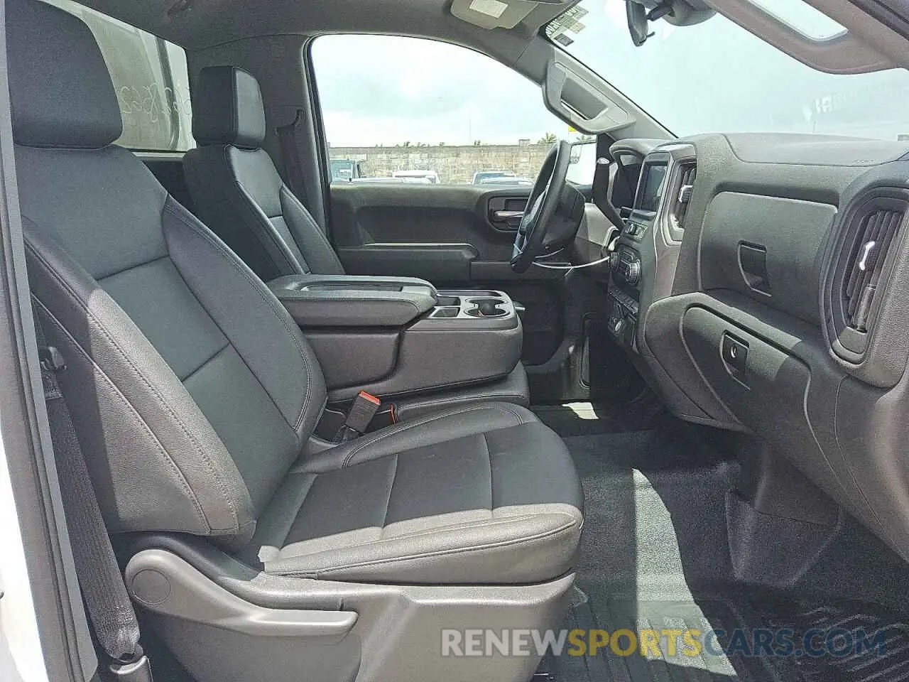 10 Фотография поврежденного автомобиля 3GCNAAEK8PG335628 CHEVROLET ALL Models 2023
