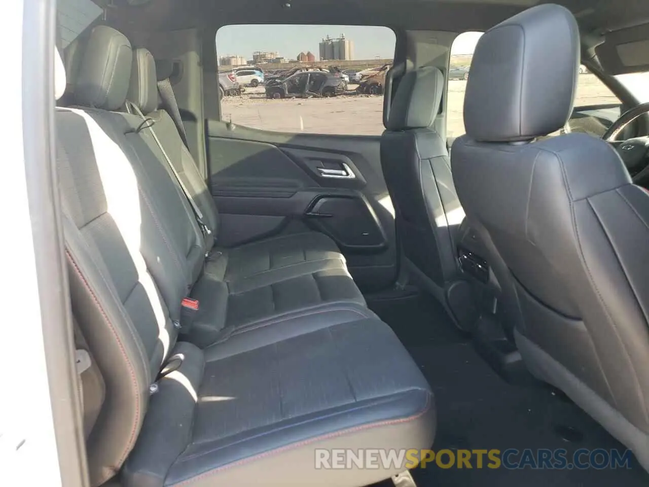10 Фотография поврежденного автомобиля 1GC40ZEL3RU302266 CHEVROLET ALL Models 2024