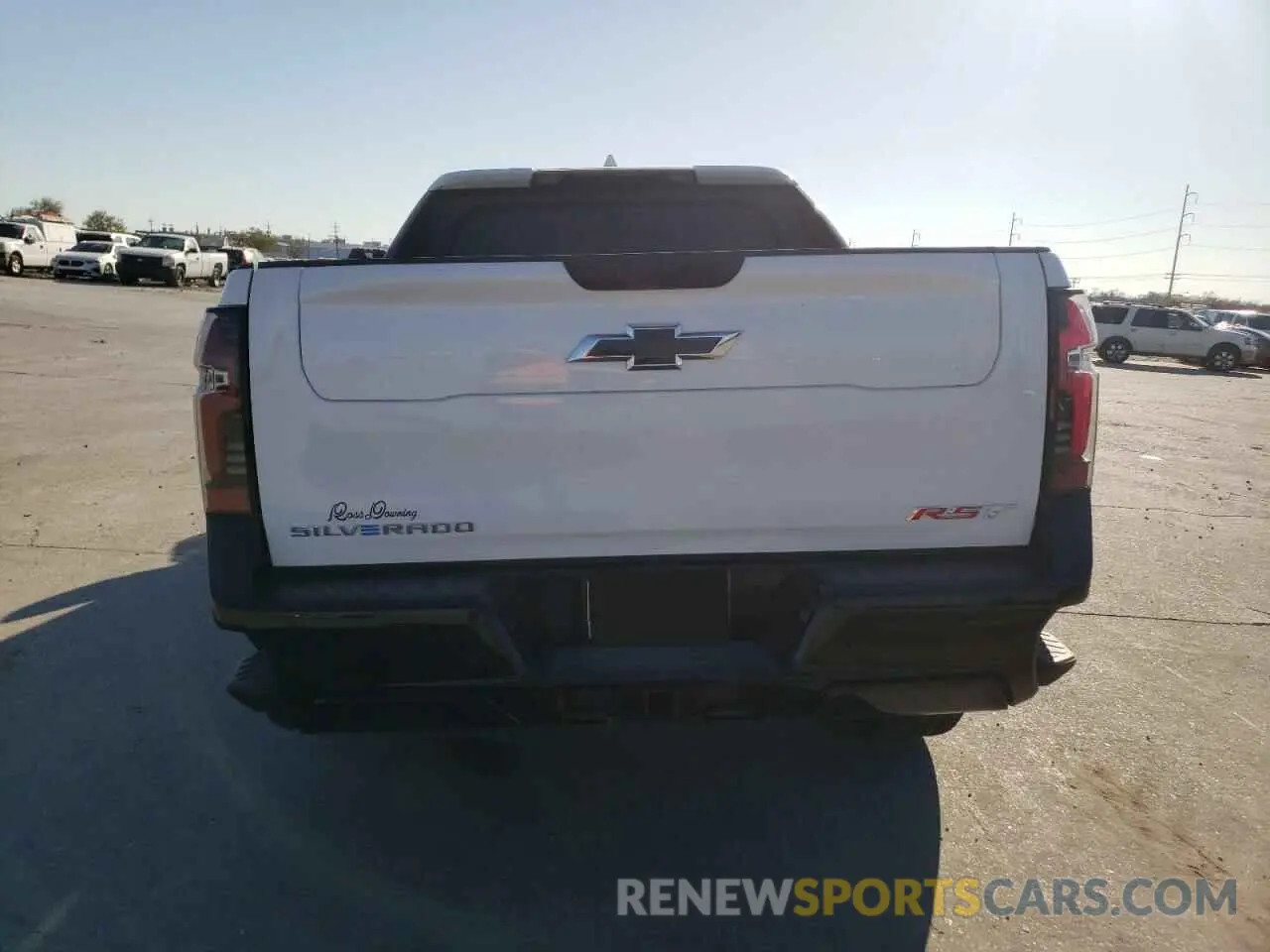 6 Фотография поврежденного автомобиля 1GC40ZEL3RU302266 CHEVROLET ALL Models 2024