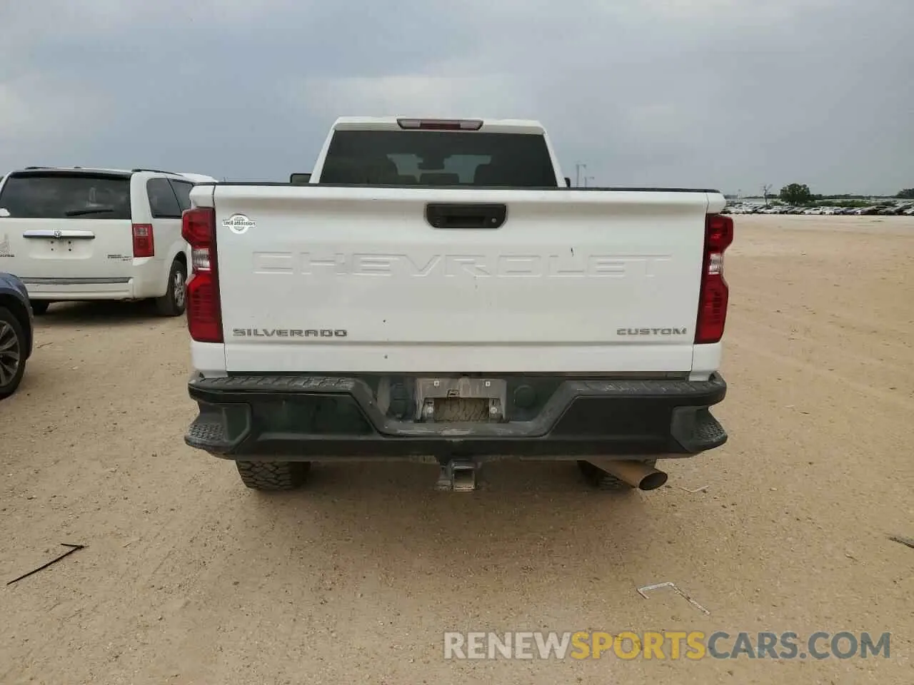 6 Фотография поврежденного автомобиля 1GC4YME76RF166007 CHEVROLET ALL Models 2024