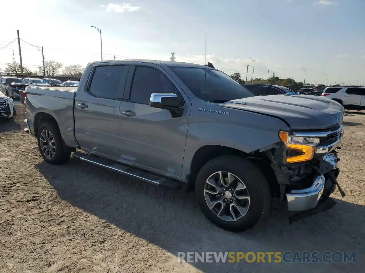 4 Фотография поврежденного автомобиля 1GCPACE84RZ333502 CHEVROLET ALL Models 2024