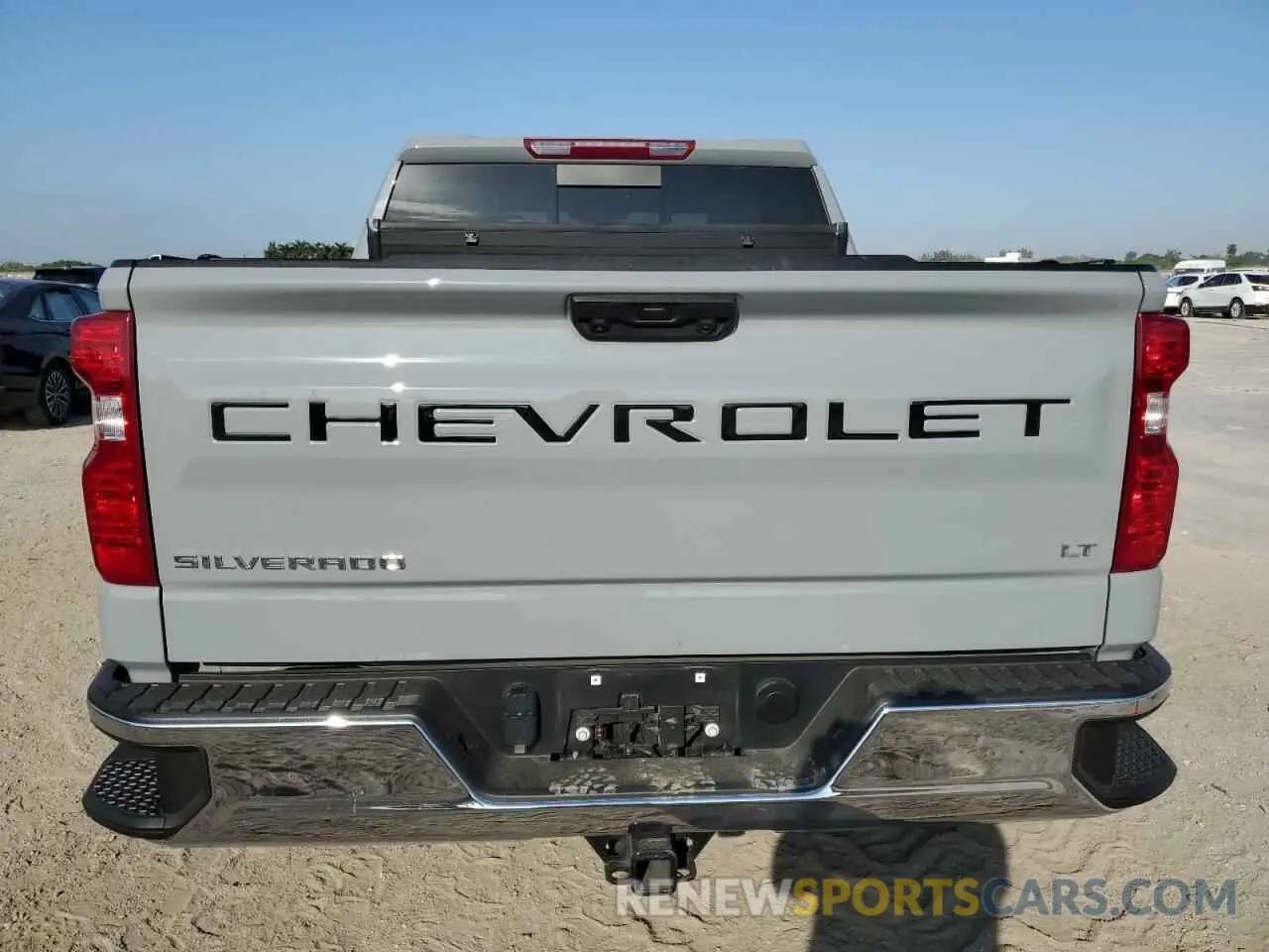 6 Фотография поврежденного автомобиля 1GCPACE84RZ333502 CHEVROLET ALL Models 2024