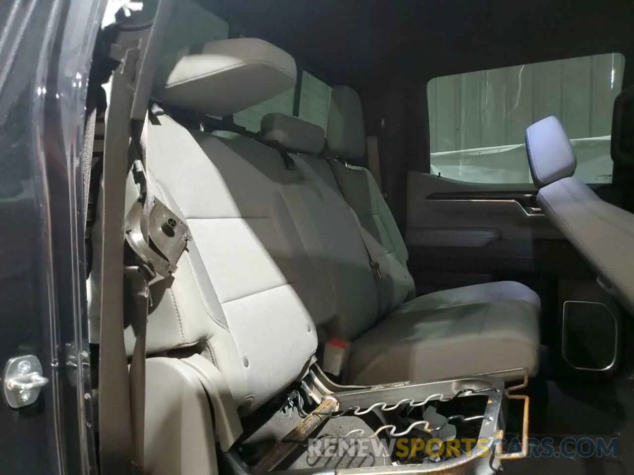 10 Фотография поврежденного автомобиля 1GCPACEDXRZ146567 CHEVROLET ALL Models 2024