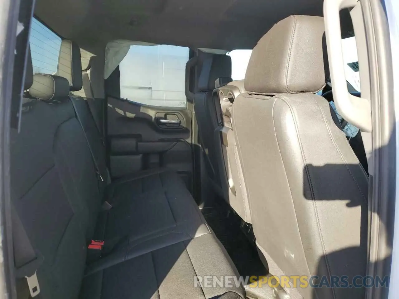 10 Фотография поврежденного автомобиля 1GCRDAEK7RZ311395 CHEVROLET ALL Models 2024