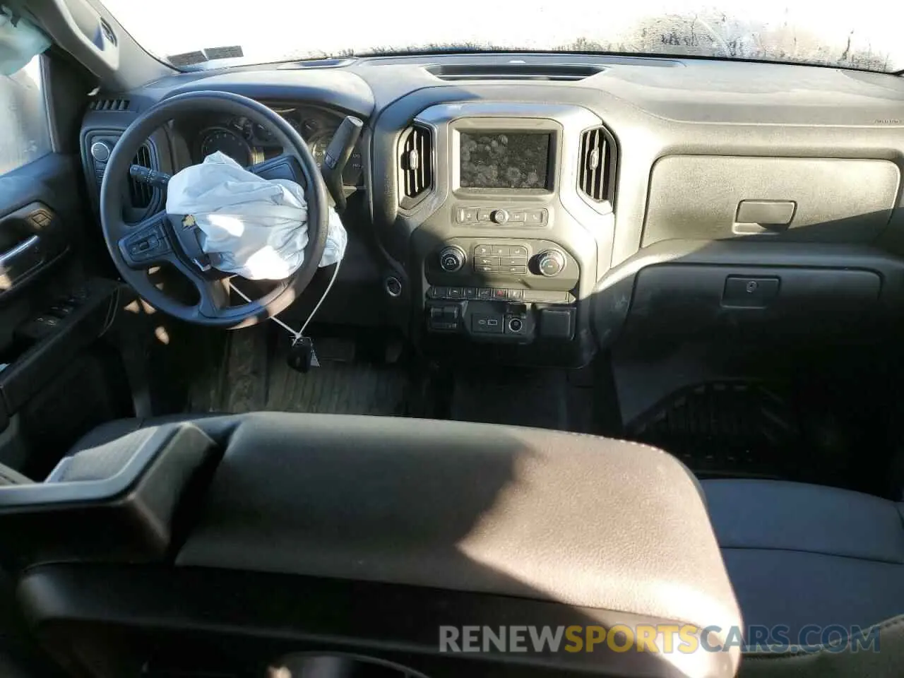 8 Фотография поврежденного автомобиля 1GCRDAEK7RZ311395 CHEVROLET ALL Models 2024