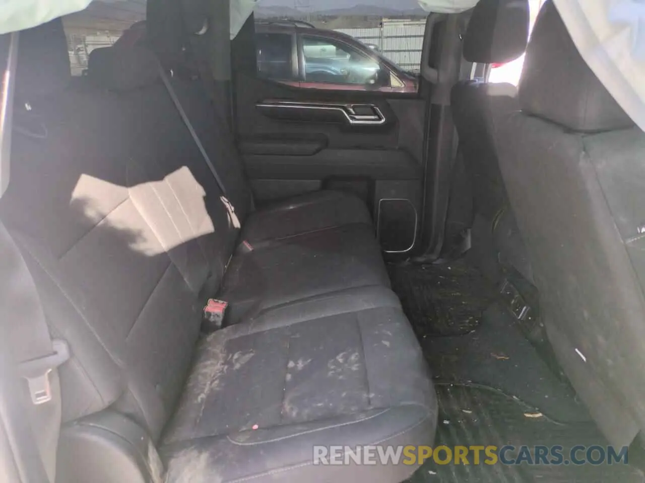 10 Фотография поврежденного автомобиля 1GCUDDED6RZ187780 CHEVROLET ALL Models 2024