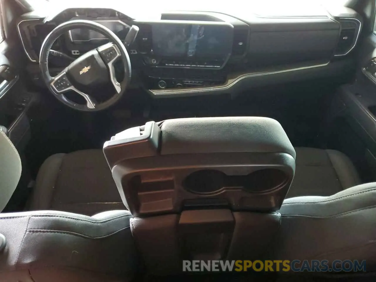 8 Photograph of a damaged car 1GCUDDEDXRZ126335 CHEVROLET ALL Models 2024