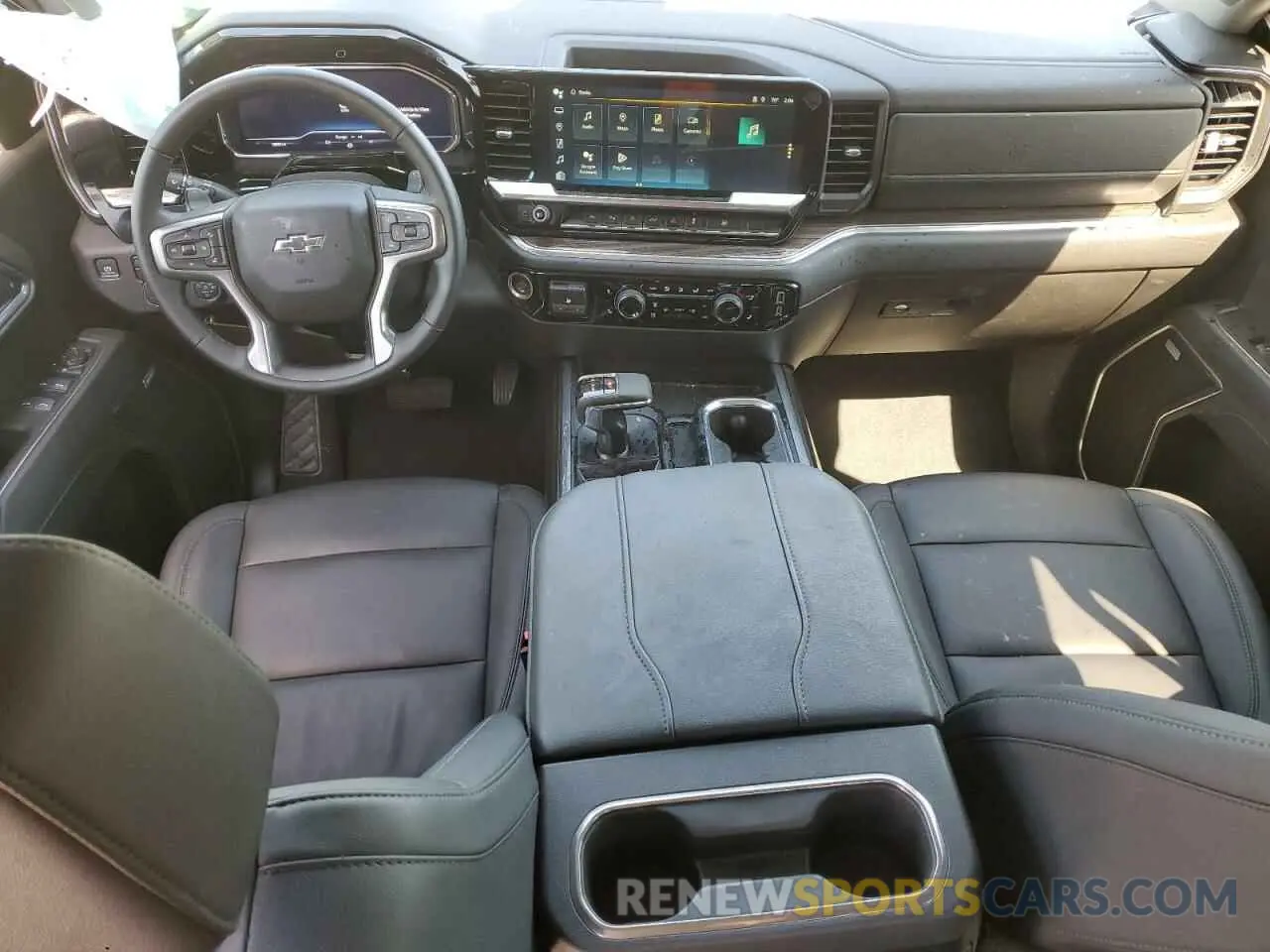 8 Фотография поврежденного автомобиля 1GCUDEED4RZ390818 CHEVROLET ALL Models 2024