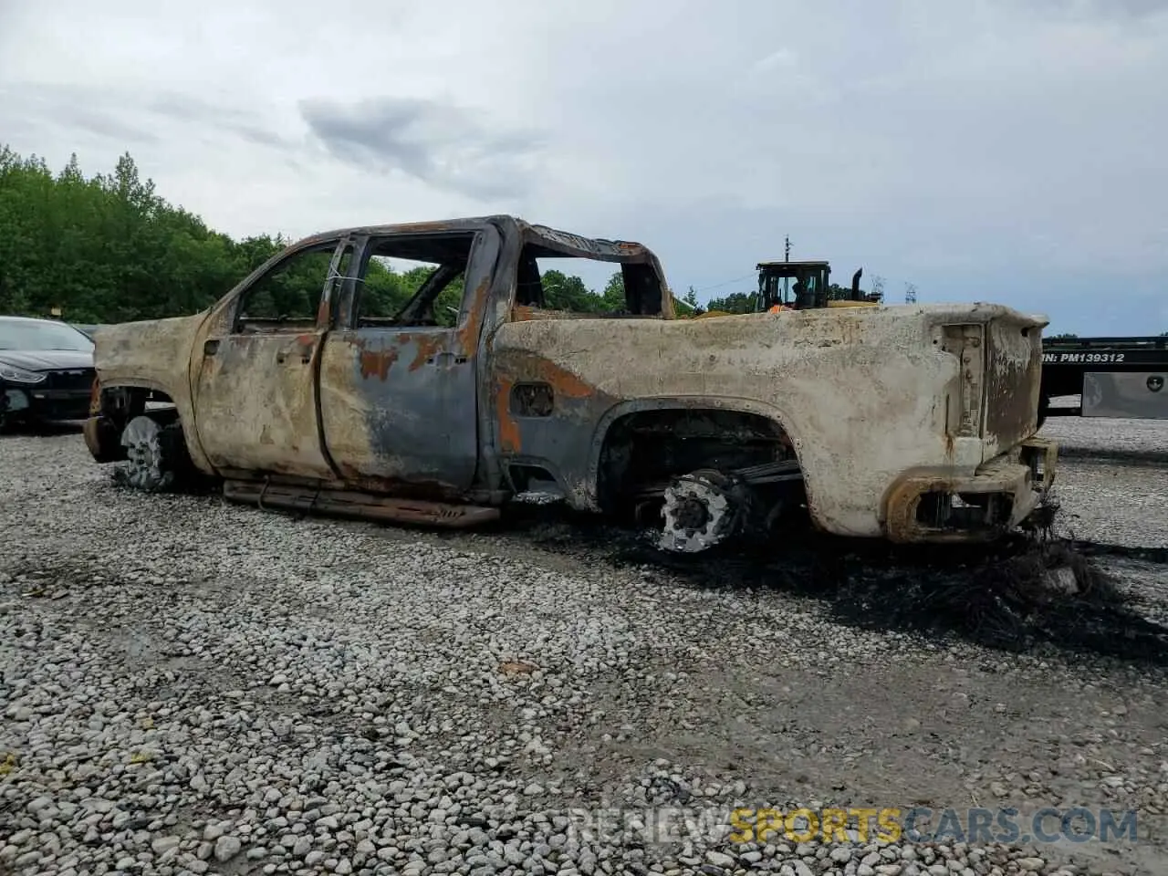 2 Фотография поврежденного автомобиля 2GC4YME79R1160760 CHEVROLET ALL Models 2024