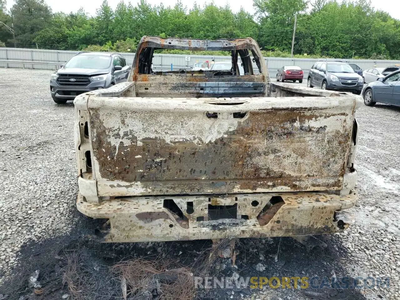 6 Фотография поврежденного автомобиля 2GC4YME79R1160760 CHEVROLET ALL Models 2024