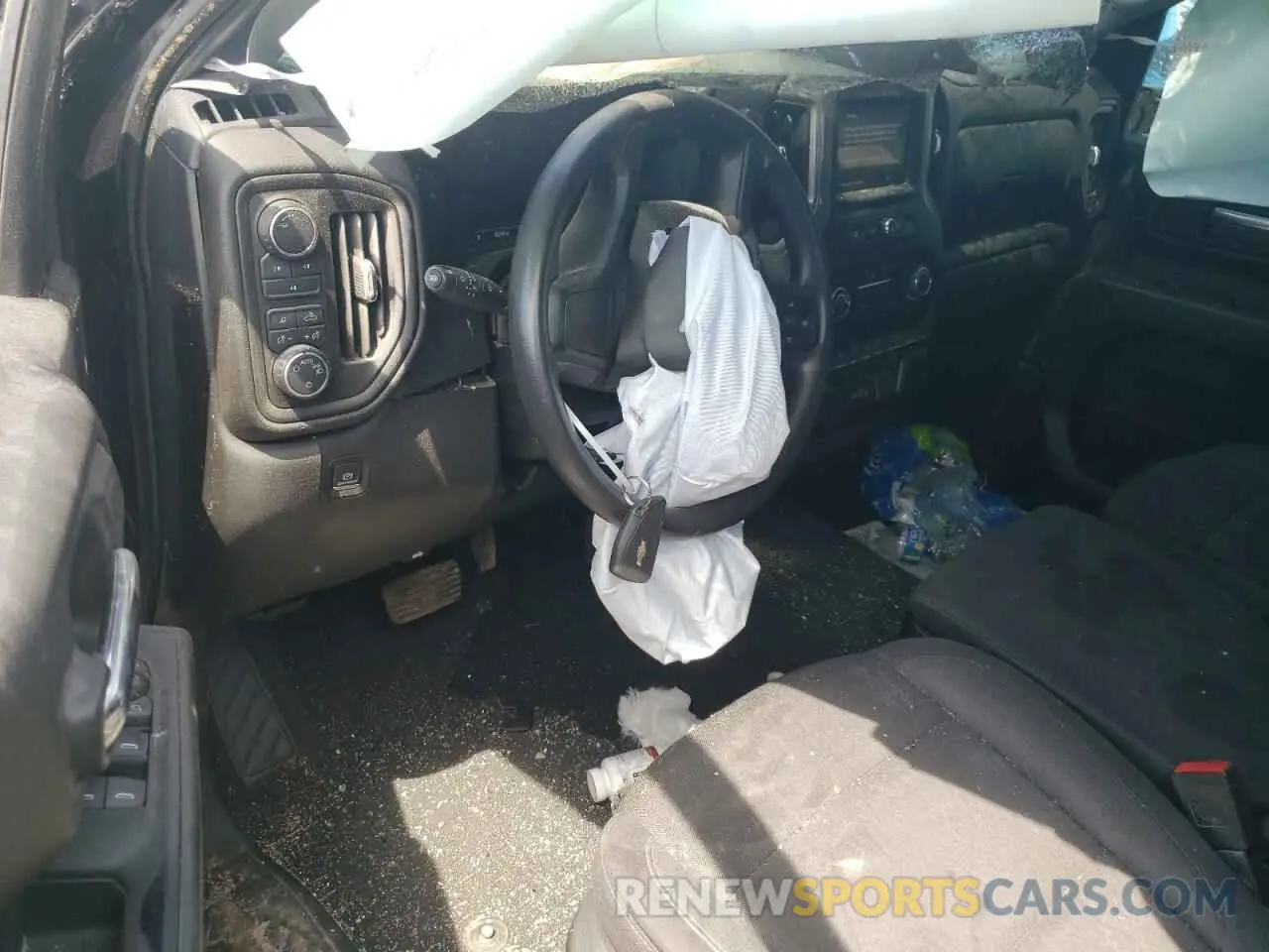 8 Photograph of a damaged car 2GC4YMEY8R1204644 CHEVROLET ALL Models 2024